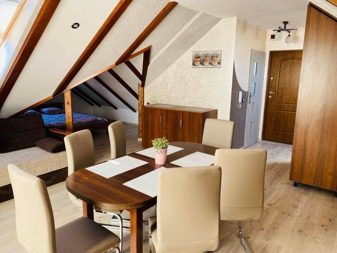 Apartment By Hanna *