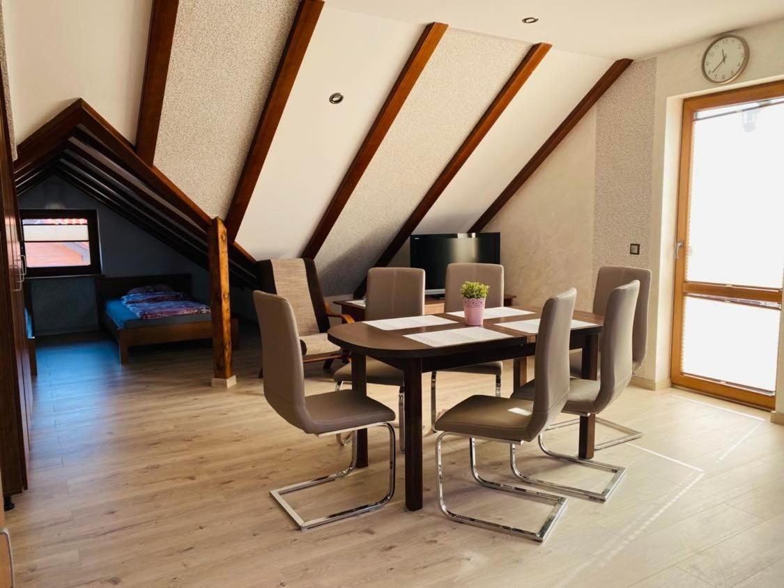 Apartment By Hanna *