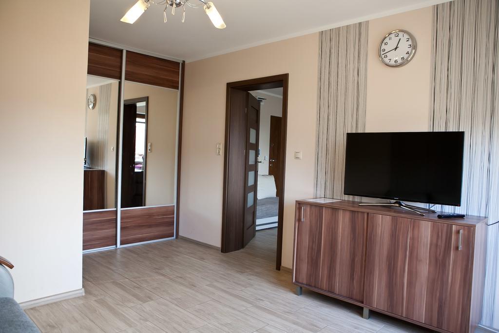 By Hanna Apartment *